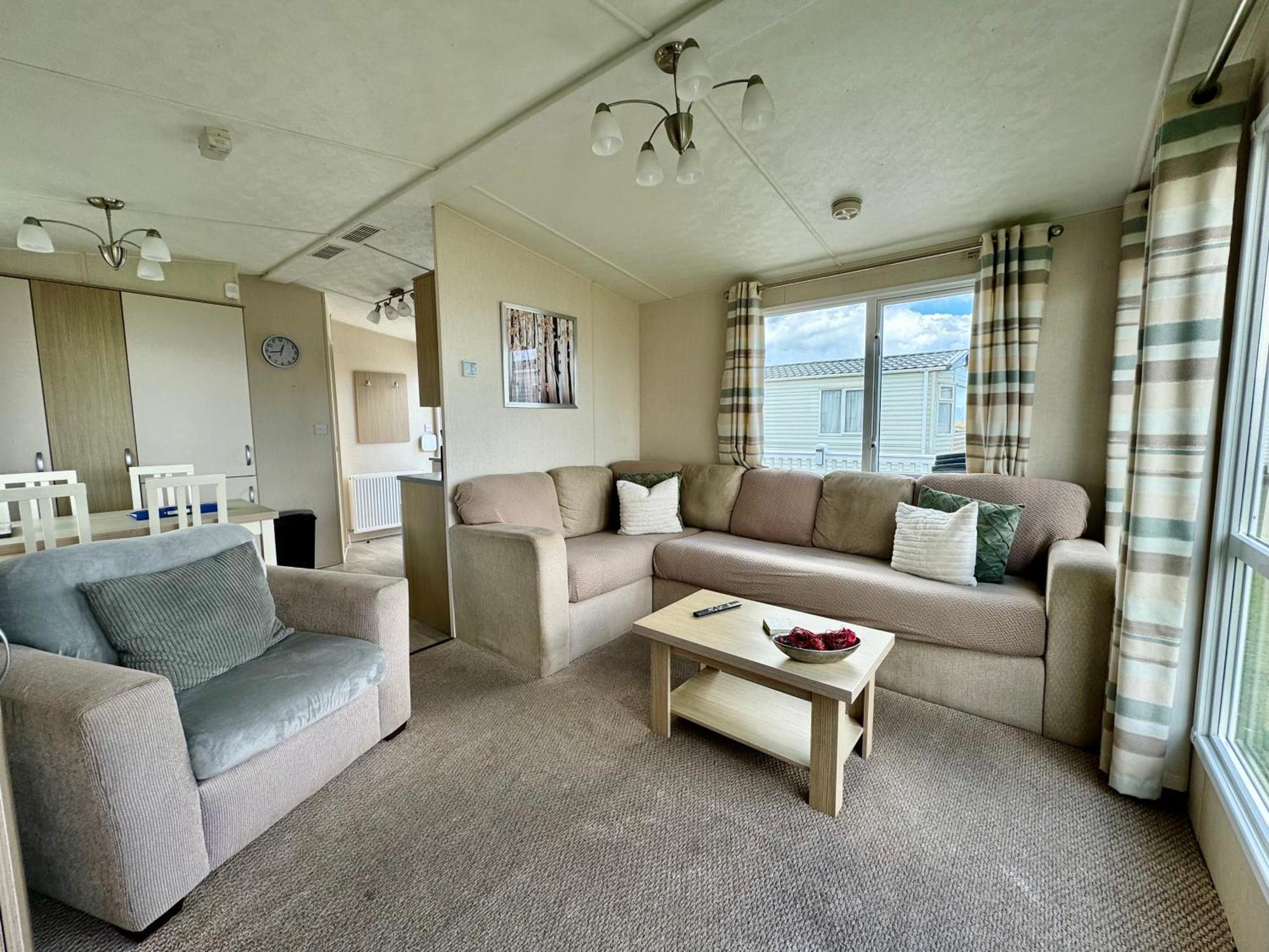 New Sea View Platinum Caravan With Huge Decking Newcastle upon Tyne Exterior foto