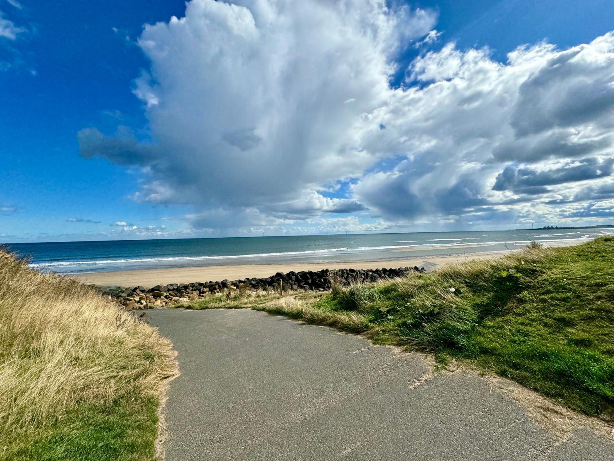 New Sea View Platinum Caravan With Huge Decking Newcastle upon Tyne Exterior foto