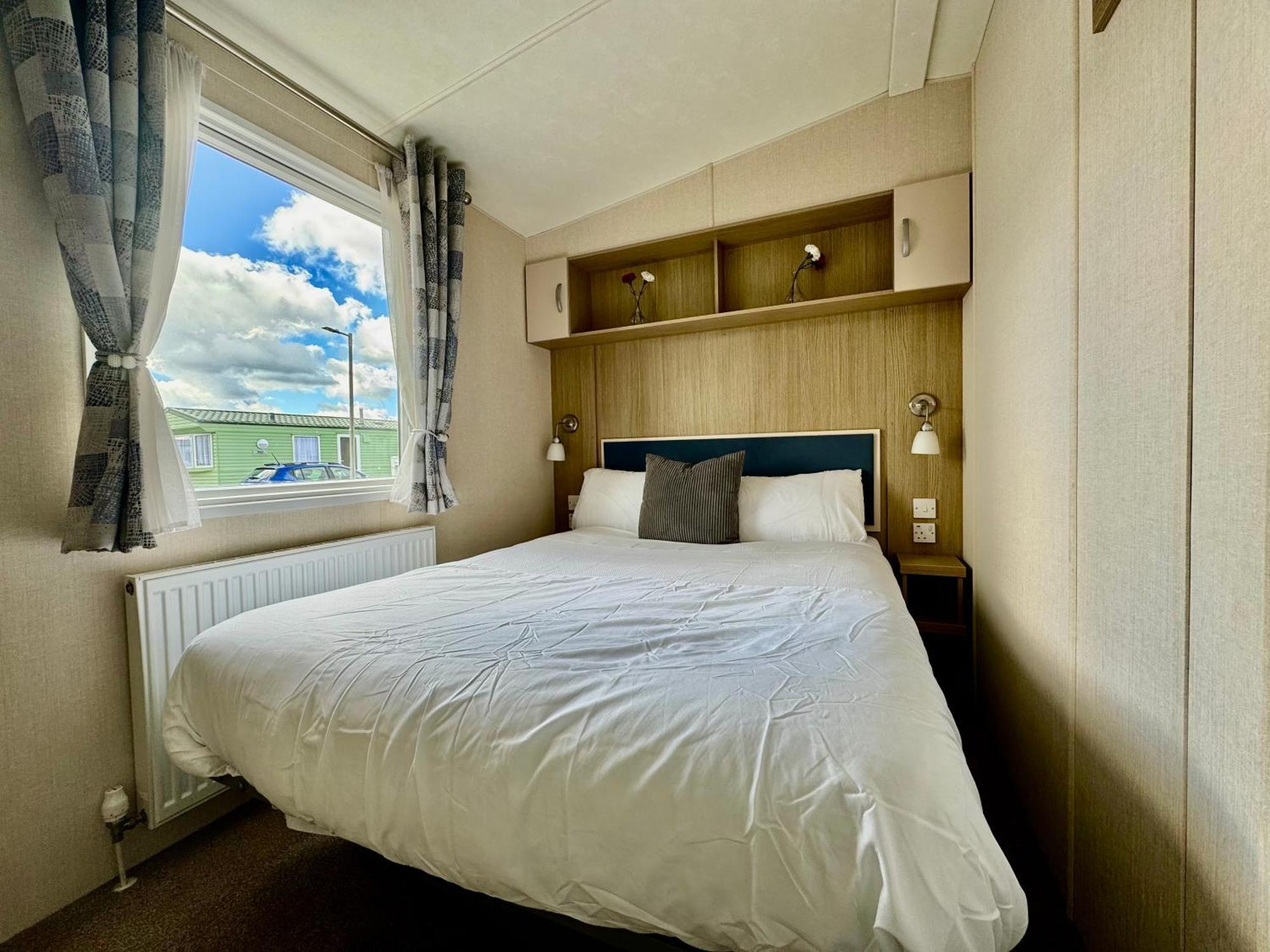 New Sea View Platinum Caravan With Huge Decking Newcastle upon Tyne Exterior foto
